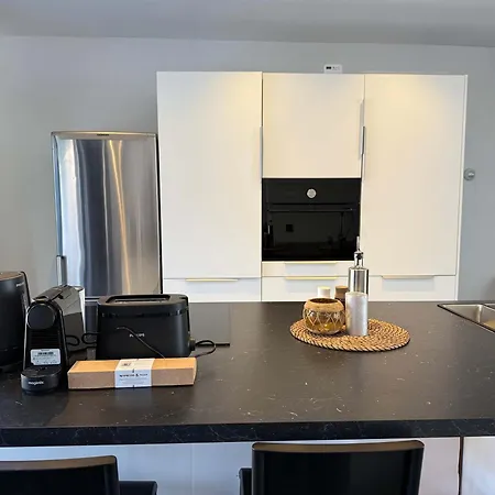 Holiday home Modern 3br House In