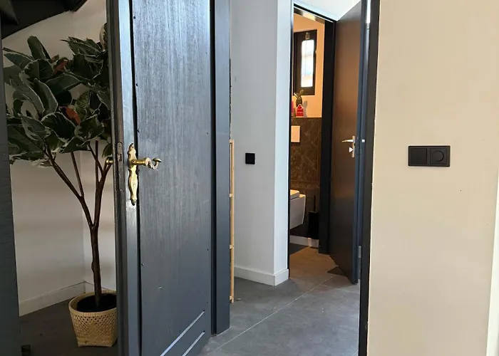 Holiday home Modern 3br House In