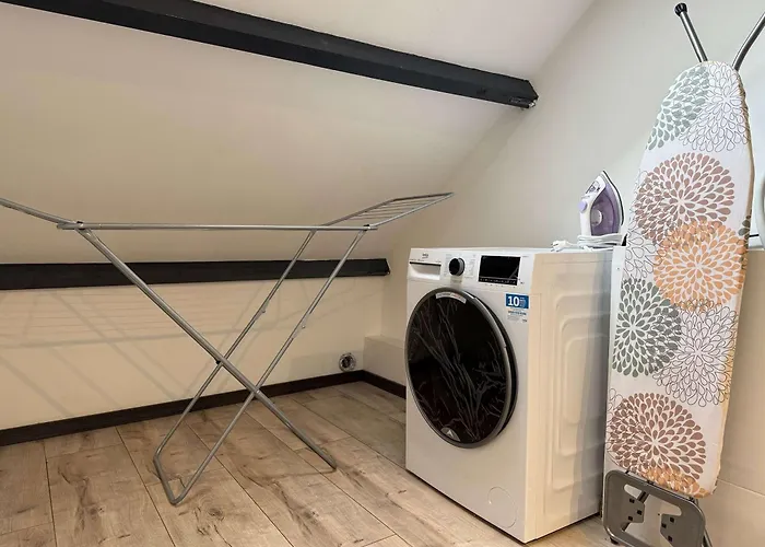 Modern 3br House In Nyaraló Nuenen